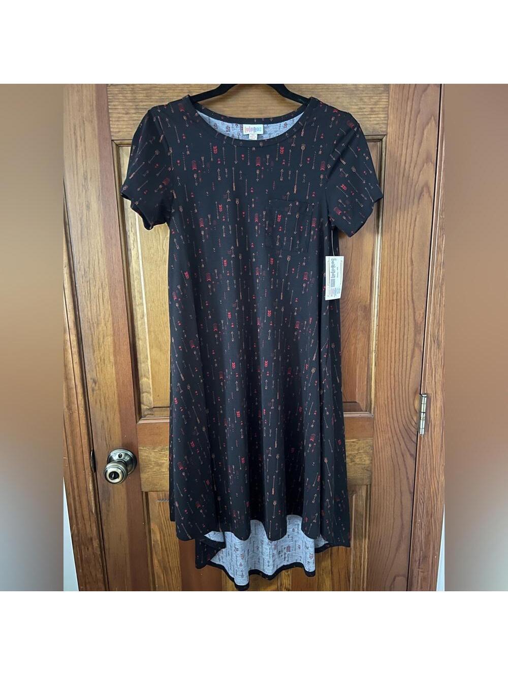 LuLaRoe Carly Dress Black Red Arrows Swing T Shirt High Low Flowy Soft XS NWT